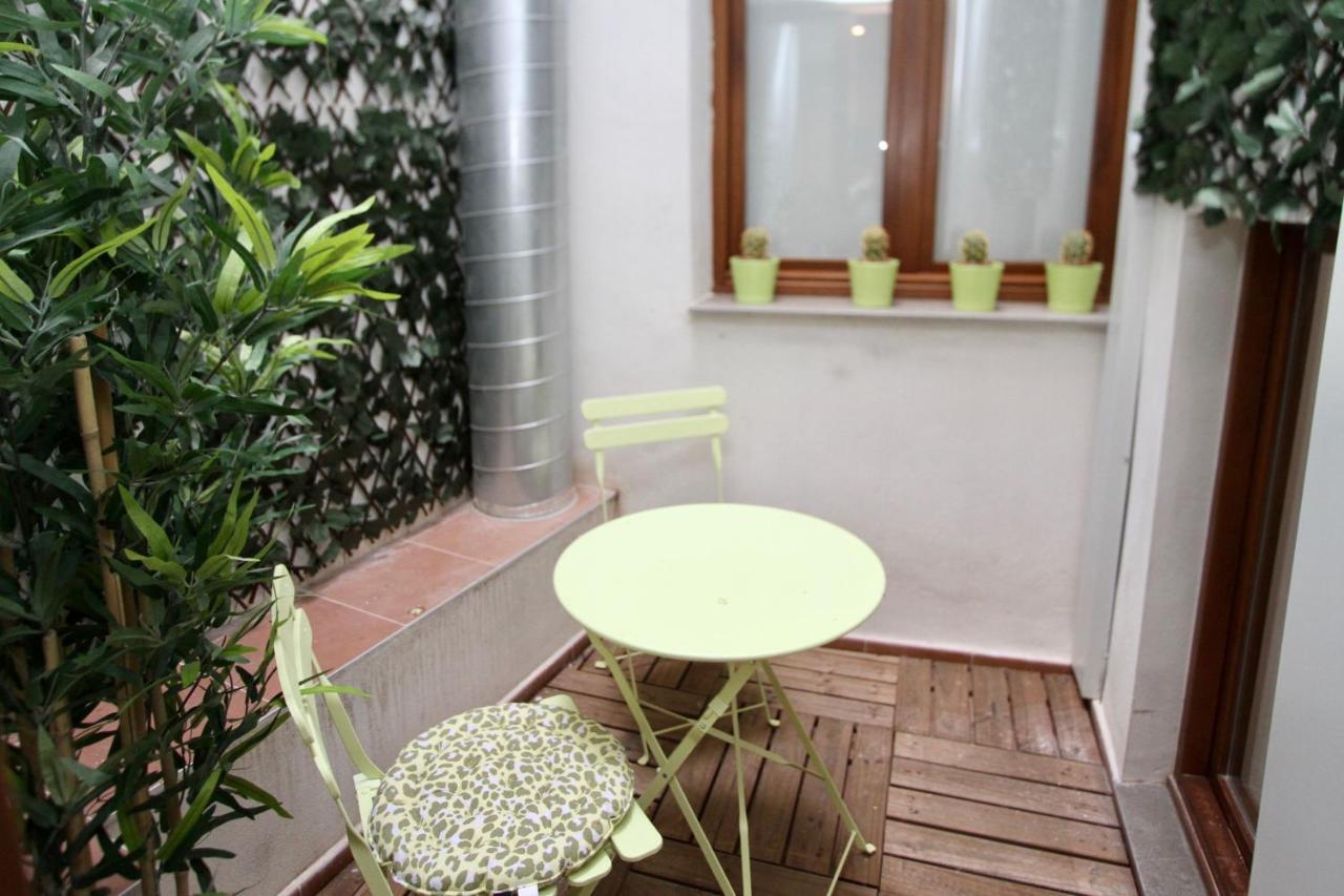 Apartamentos Inside Centro Granada Ngoại thất bức ảnh